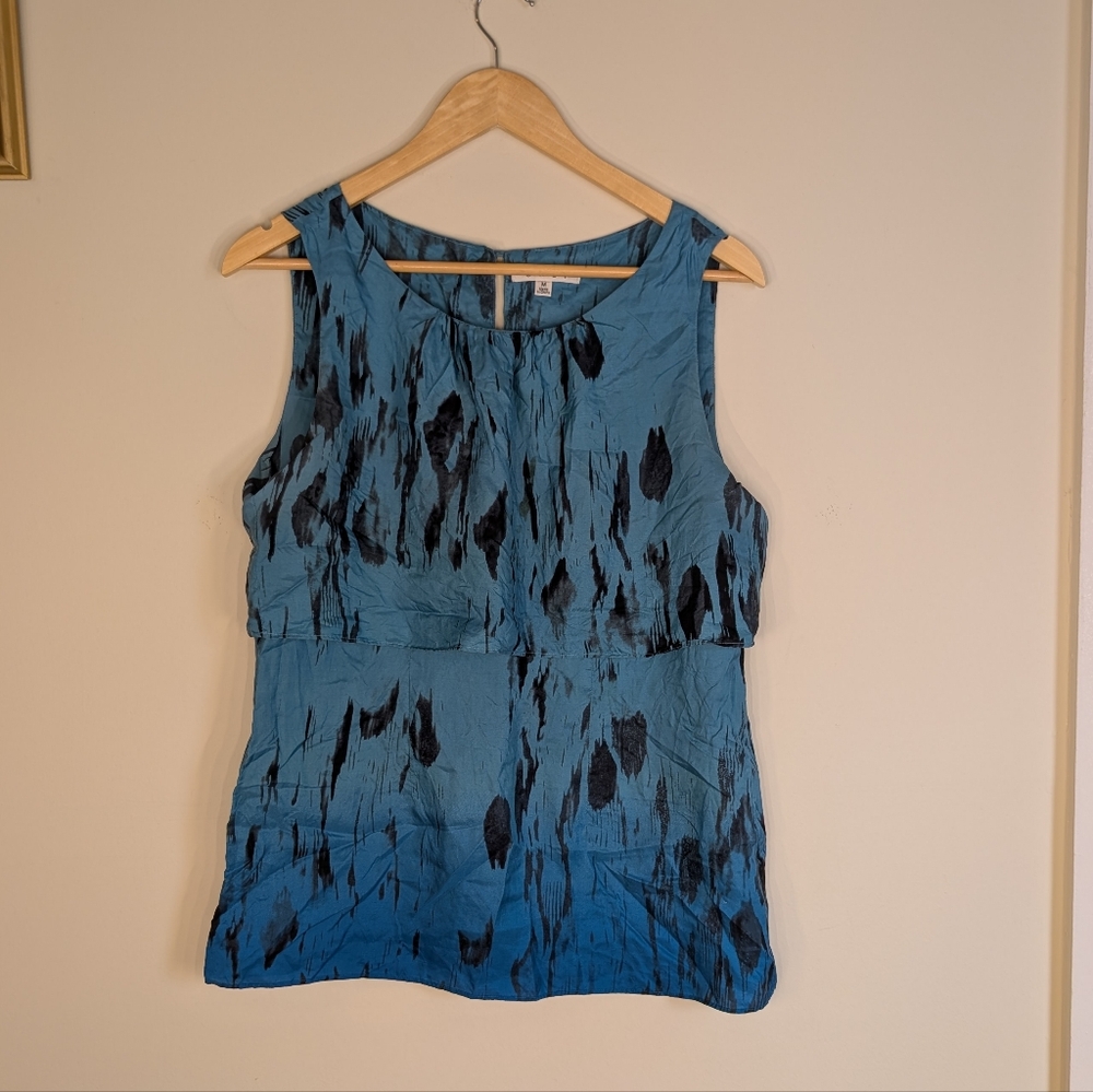 Cabi Serene Top Style 142 100% Silk Tiered Abstract Blue Black Blouse